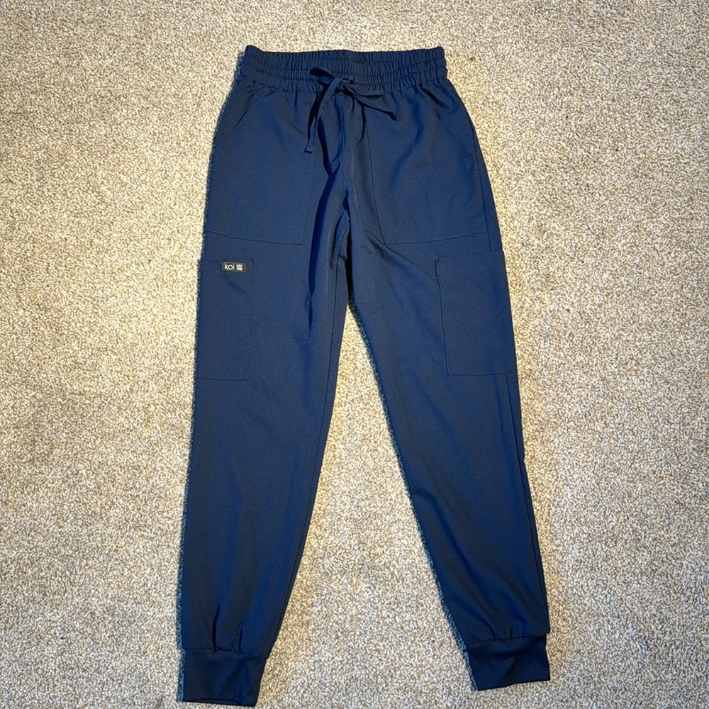 Navy scrubs (Koi brand)